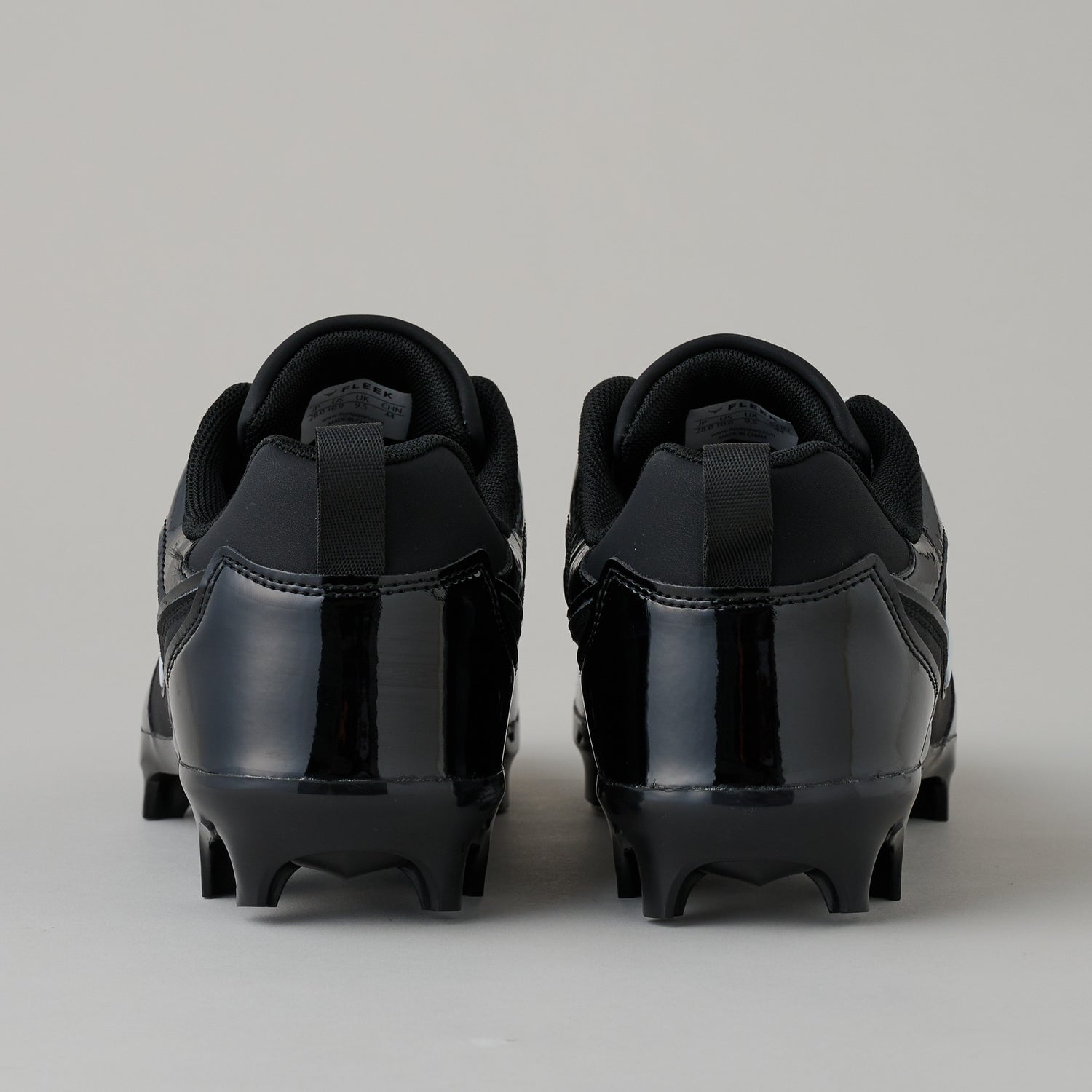FLEEK DIABLO LOW FOOTBALL CLEATS ソリッドブラック