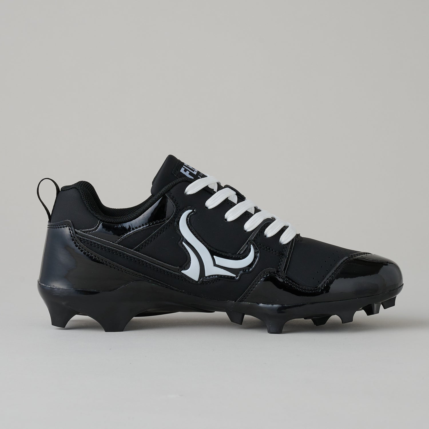 FLEEK DIABLO LOW FOOTBALL CLEATS ソリッドブラック