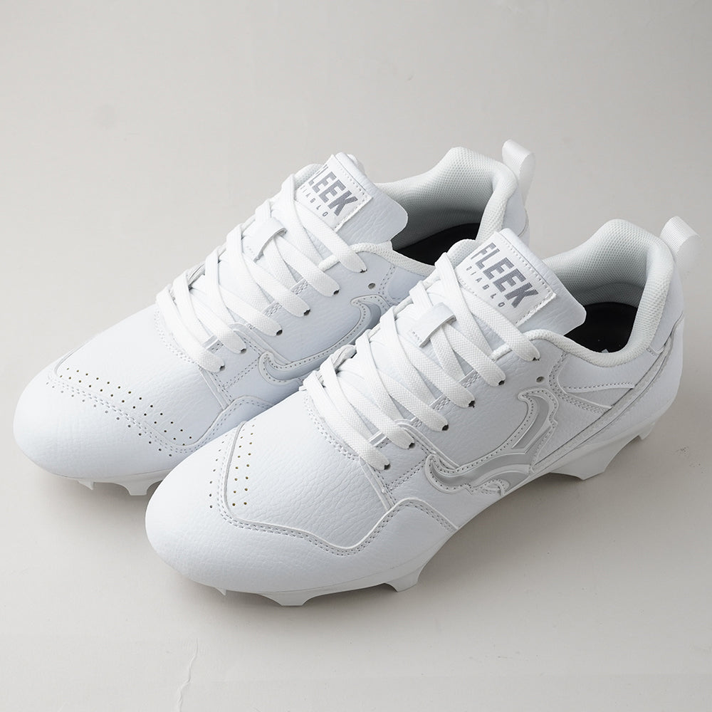 FLEEK DIABLO LOW FOOTBALL CLEATS ホワイトメタリック